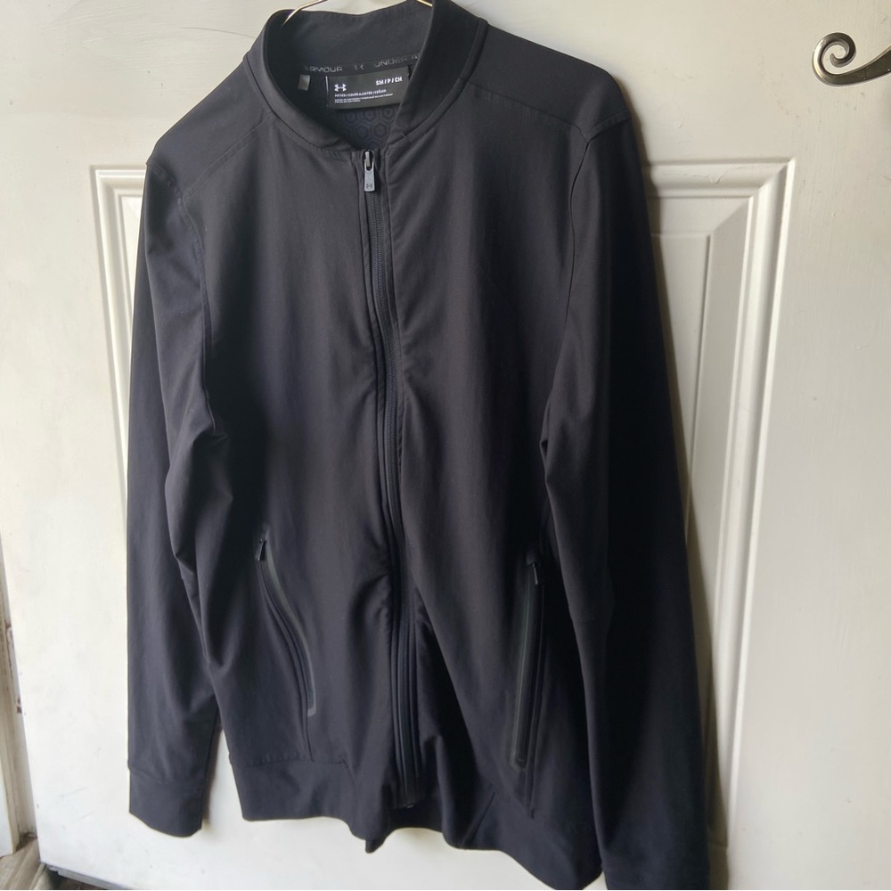 Under Armour Zip Up Fitted Black Unstoppable Bomber Athletic Workout Jacket